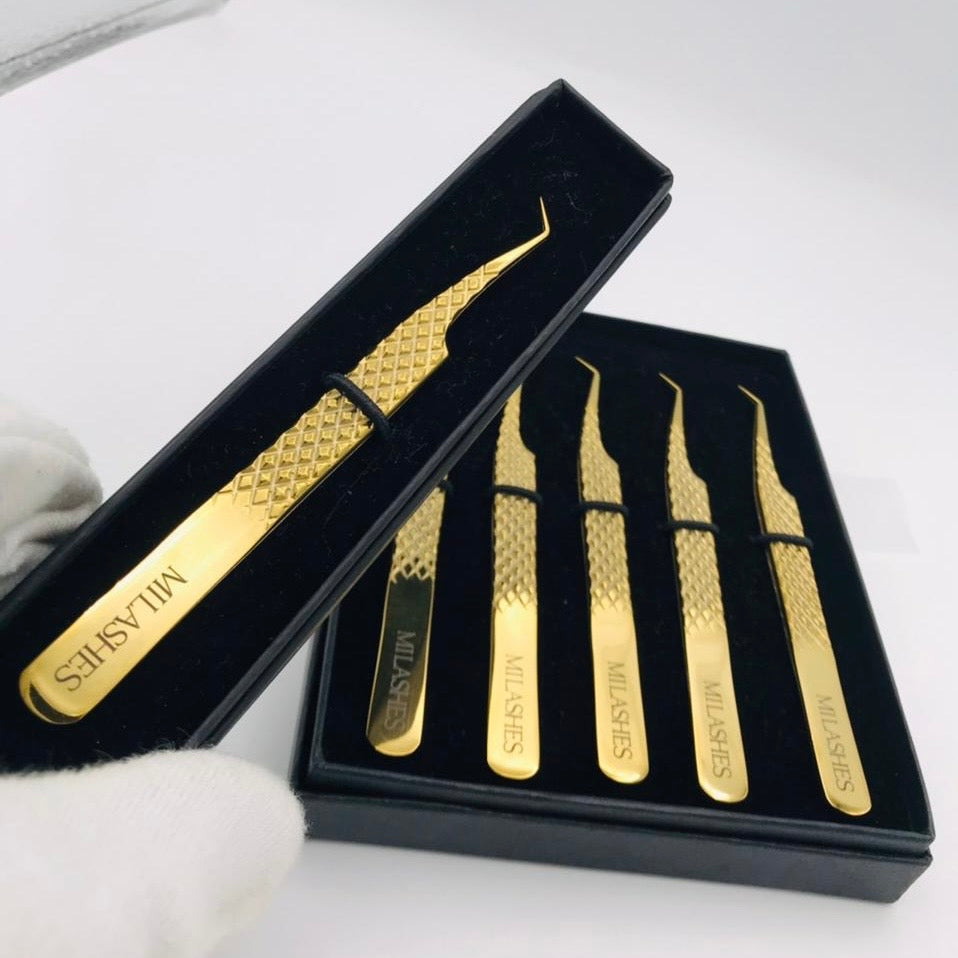 GOLD 45 Degree Fibre Tip Fanning Tweezer